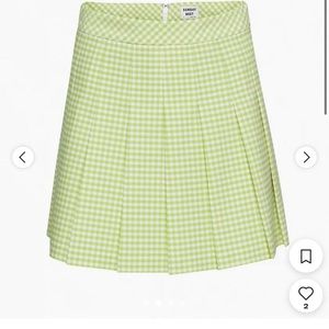 Sunday Best from Aritzia 
Green  Pleated Skirt